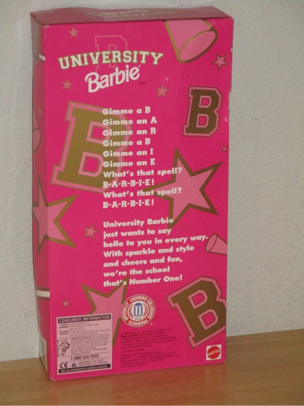 Barbie University Florida Gators Special Doll Damaged Box Doll is New Condition - Picture 2 of 2